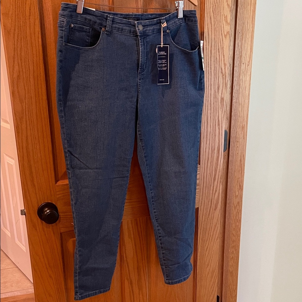 Charter Club Dark Blue Skinny Jeans ankle length NWT 16P